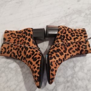 Violeta leopard mo hair booties
